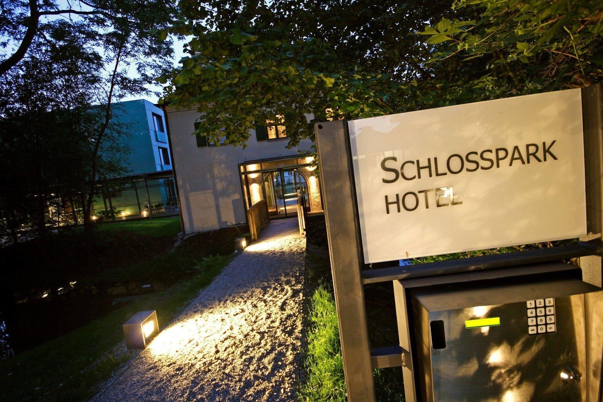 Schlossparkhotel Mariakirchen Arnstorf Exterior foto
